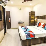 Hotel Sky