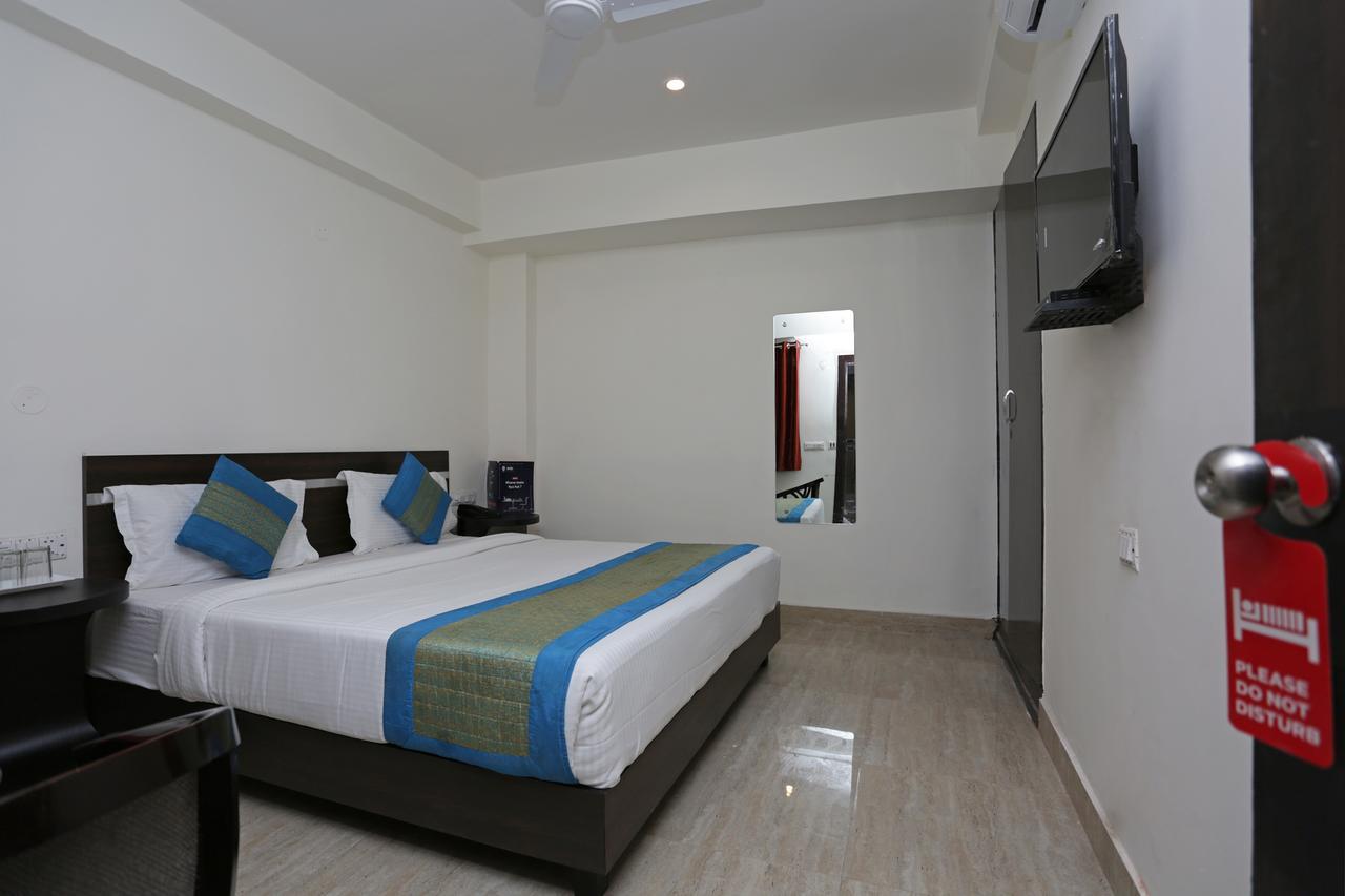 Sky Hotel