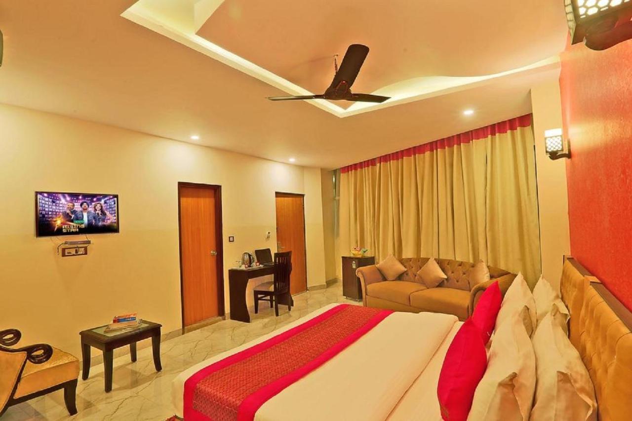Sky Hotel