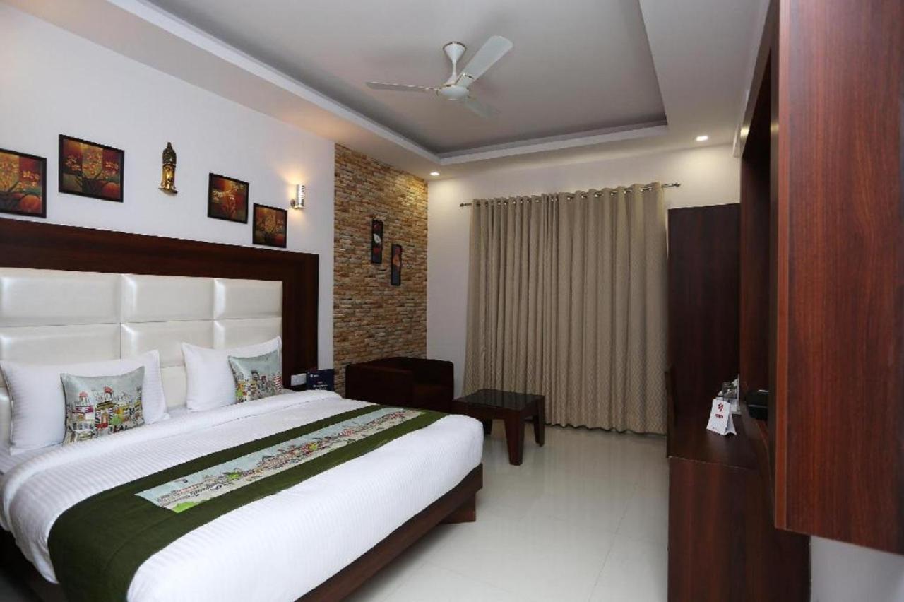 Sky New Delhi